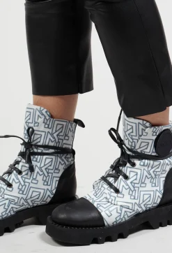Malloni Boots^Leather Motif Ankle Boots in Slodi Black / Los Angeles White