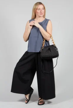 Via Mailbag Bags^Lia Knit Bag in Black