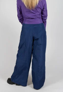Hindahl u0026 Skudelny Trousers^Light Taffeta Wide Trousers in Dark Navy