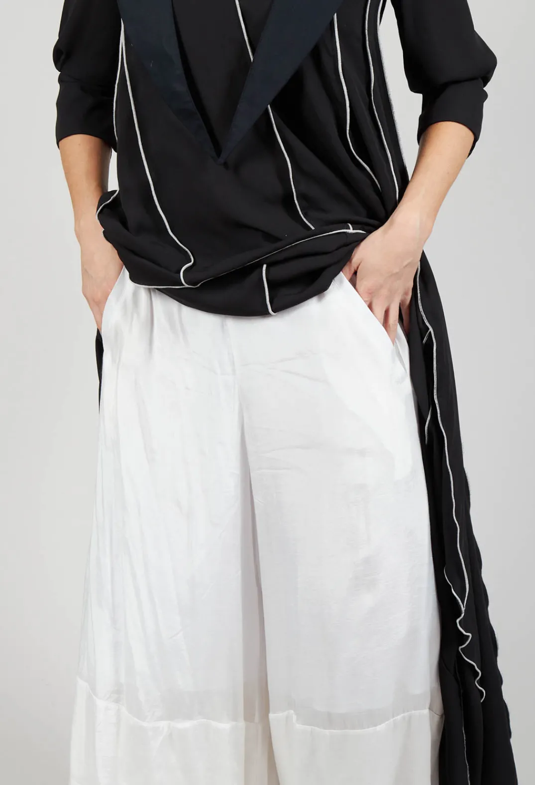Bize Trousers^Lightwear Culottes in White
