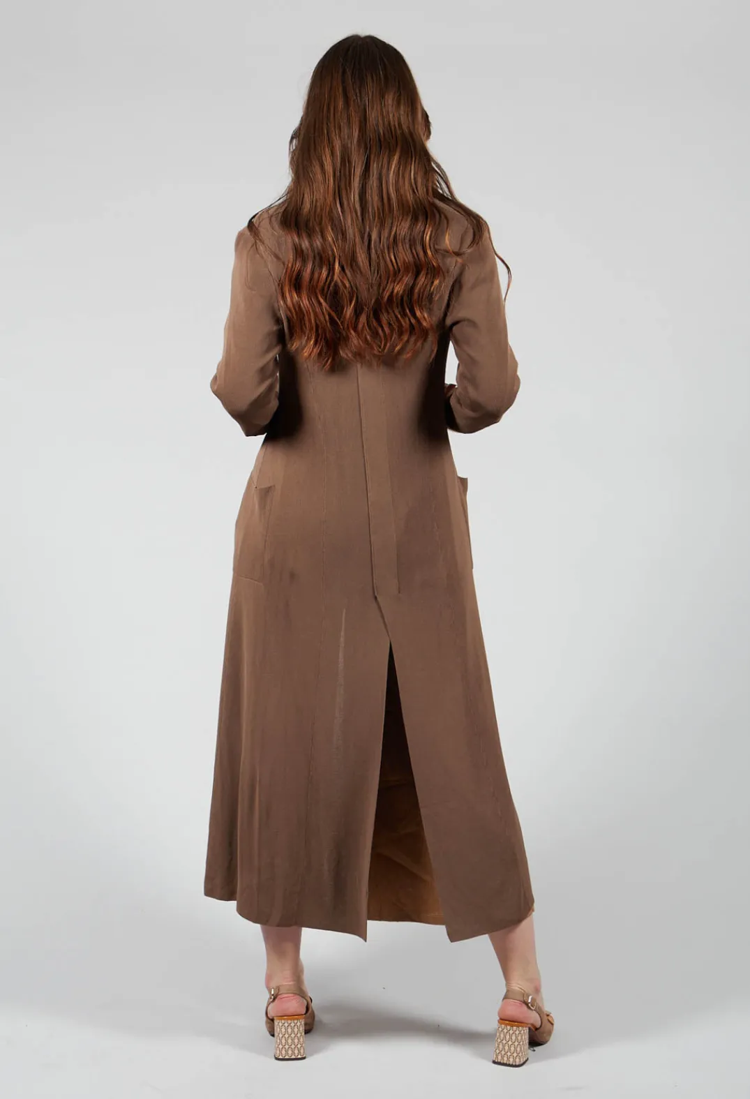 Isabel Benenato Cardigans^Long Knit Cardigan in Soil