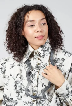 Petra Meiren Necklaces^Long Mesh Necklace in Grey