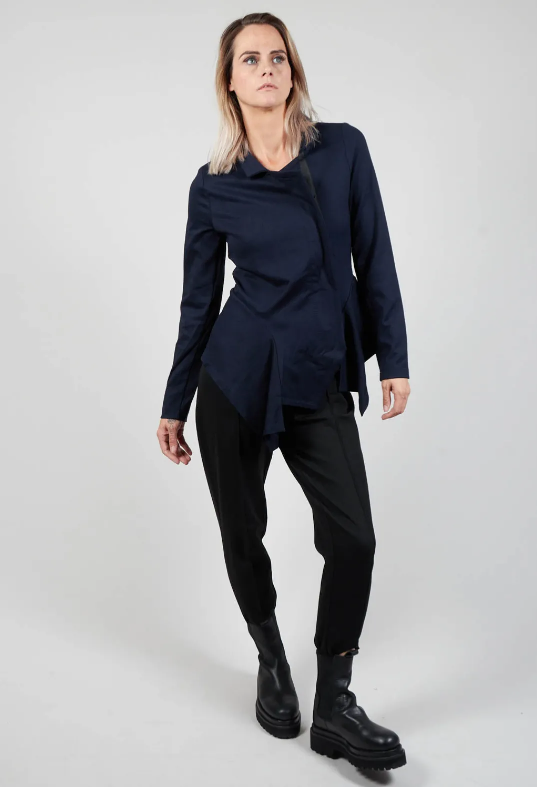 Xenia Design Jackets^Long Sleeve Jacket with Asymmetric Peplum Hem in Dark Blue