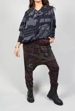 Rundholz Black Label T-shirts^Long Sleeve Jersey Top with Cowl Neck in Black Print