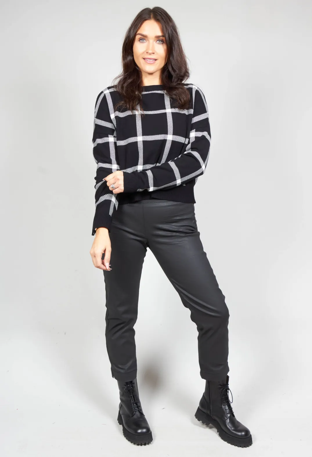 Sarah Pacini Jumpers^Long Sleeve Jumper with Check Design in Black