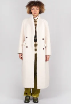 Beatrice B Coats^Long Sleeve Teddy Coat in Cream