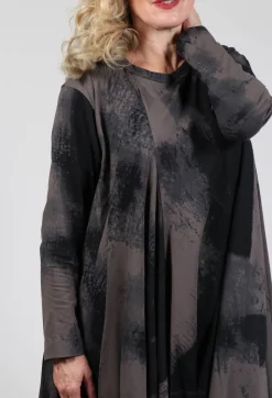 Moyuru Tops^Long Sleeve Top with Flared Hem in Brown