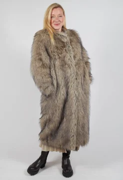 Mei Meij Coats^Longline Fur Coat in Cream Sfumato