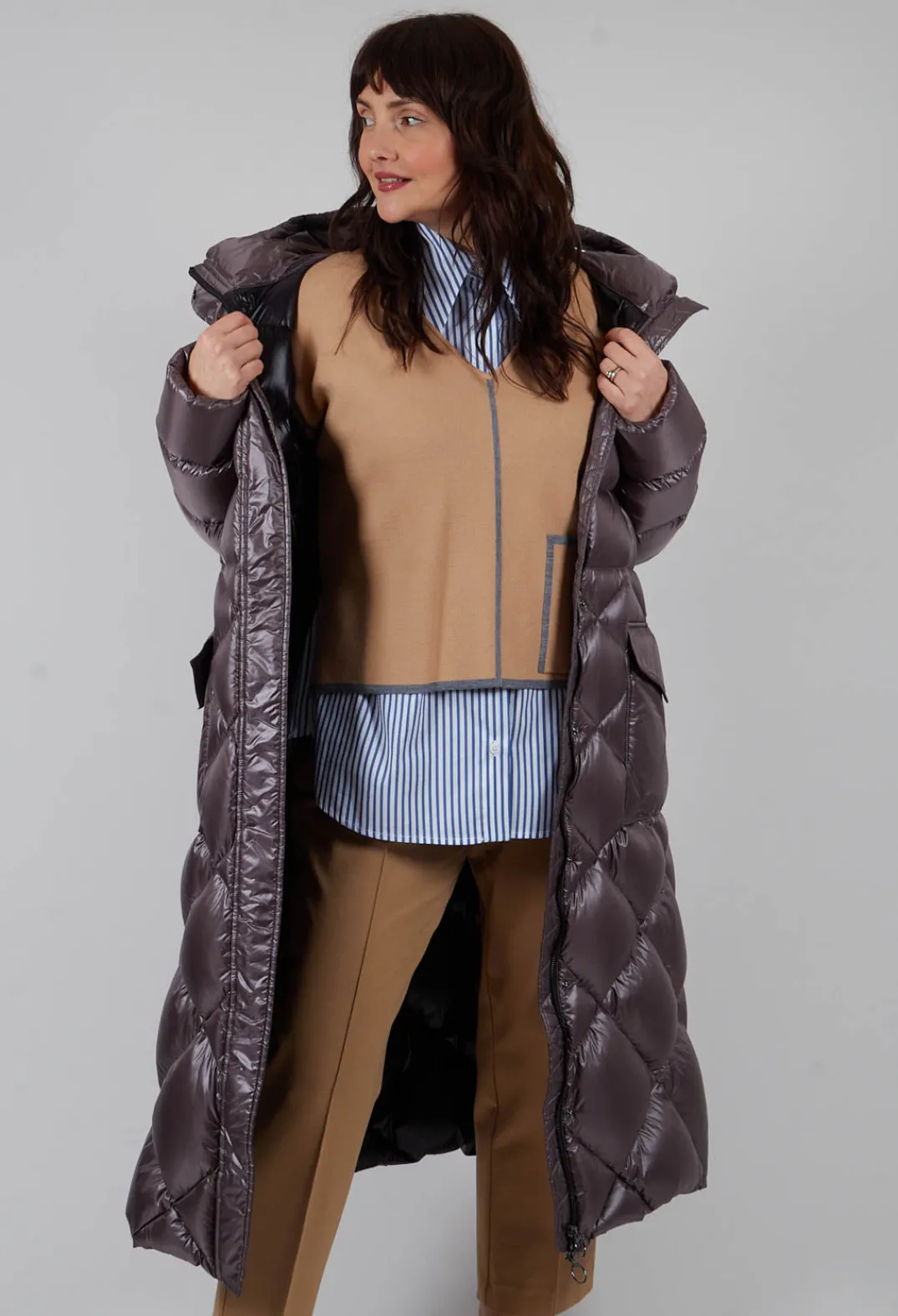 Beatrice B Coats^Longline Puffer Coat in Mud
