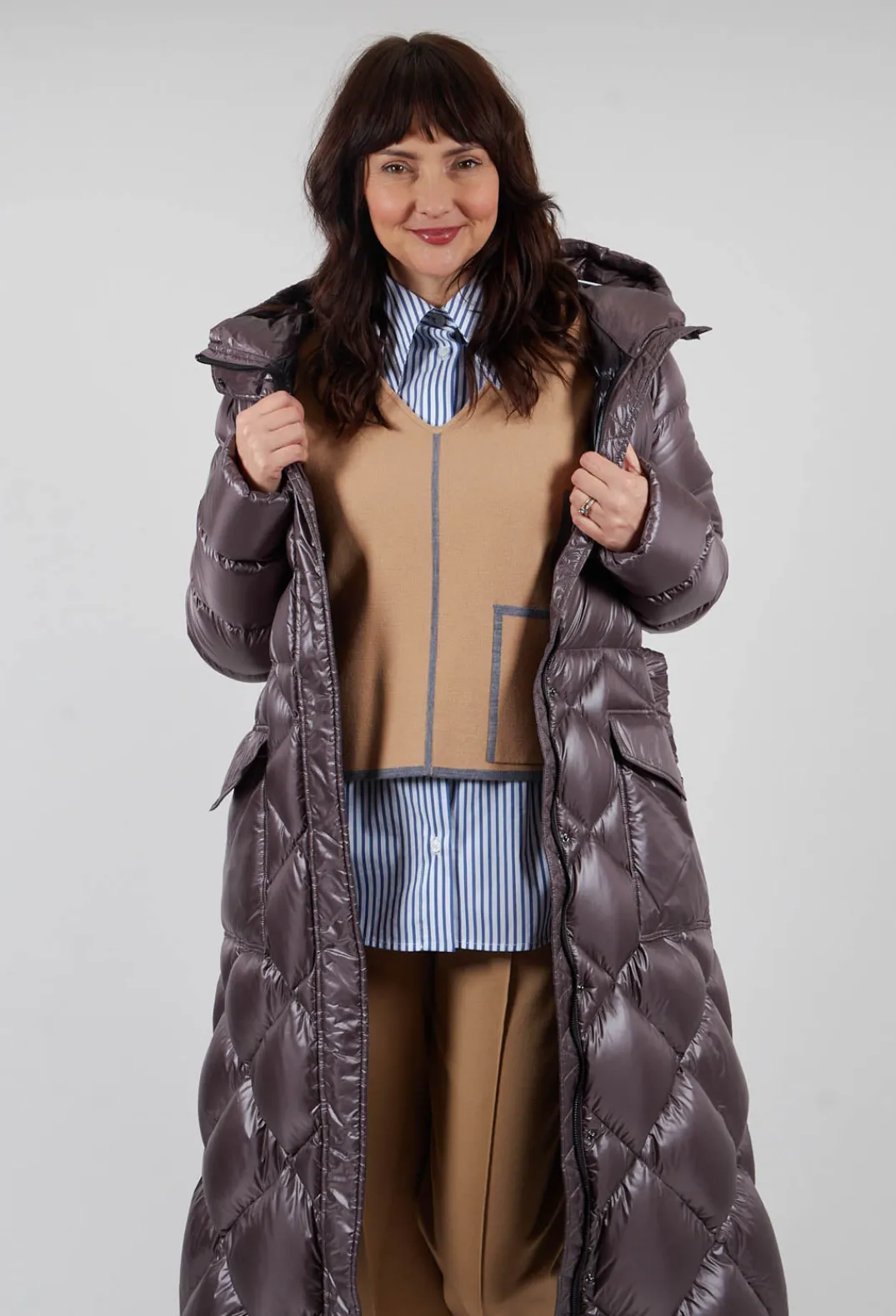 Beatrice B Coats^Longline Puffer Coat in Mud