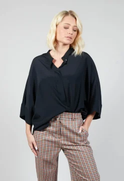 Beatrice B Shirts & Blouses^Longline Shirt in Black