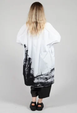 Moyuru Shirts & Blouses^Longline Shirt with Print at Hemline in White and Black