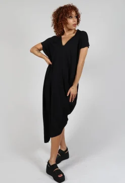 Bread and Butter Dresses^Loose V-Neck Dress in Black