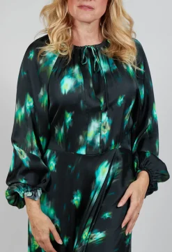 Beatrice B Dresses^Louise Dress in Green and Black Print
