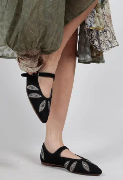 Meher Kakalia Flats^Lulu Point Shoes in Suede Black Indus