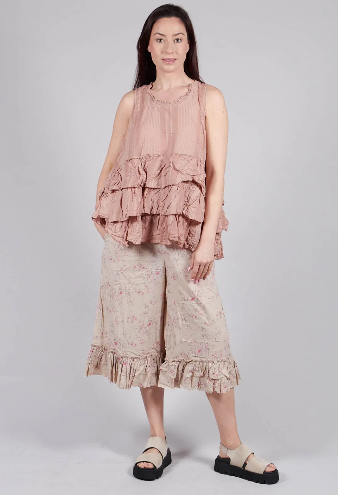 Les Ours Tops^Miracle Top in Embossed Pink
