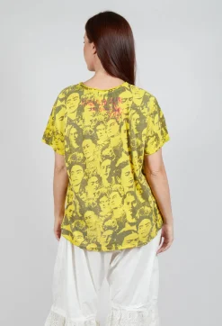 Magnolia Pearl Tops^Mural Frida T in Electric Sunflower