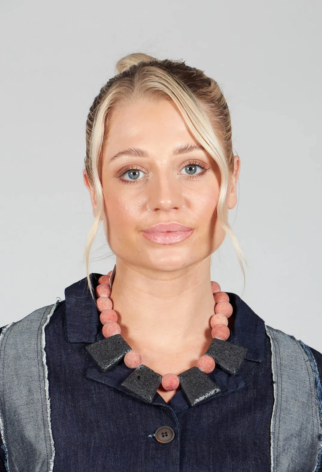 Beatrice Markatos Necklaces^Necklace in Coral and Lava