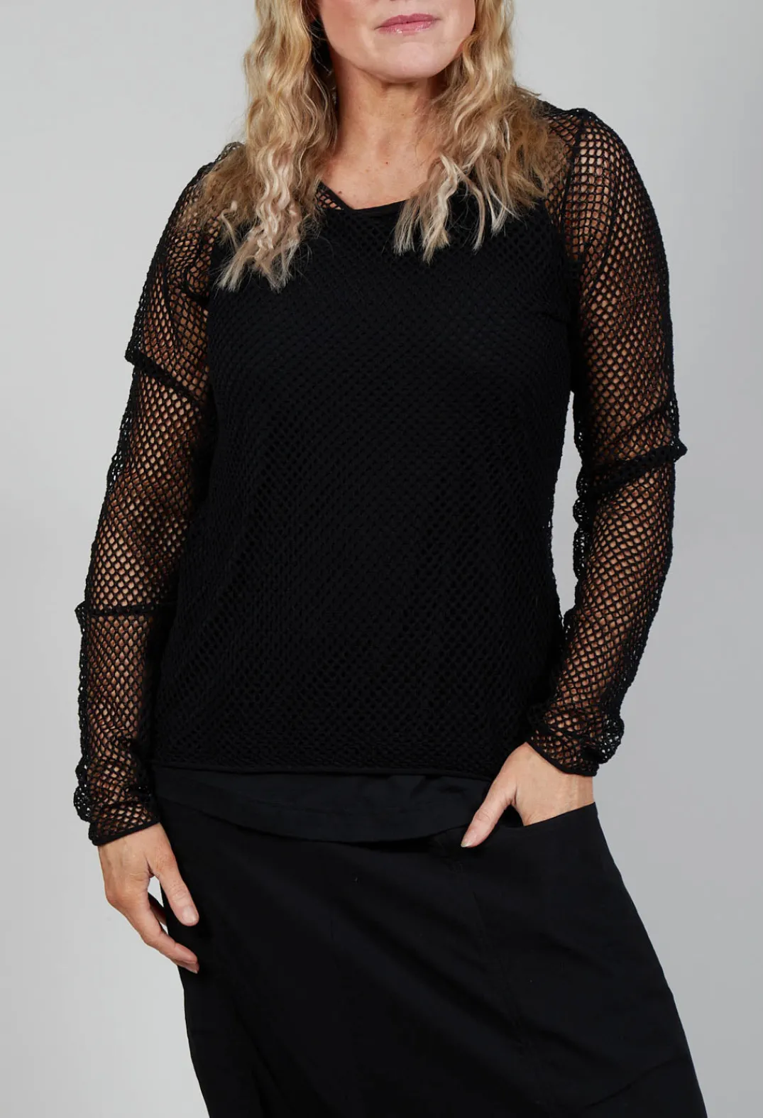 Rundholz Black Label Tops^Netted Top in Black