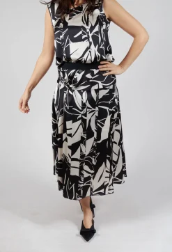 High Skirts^On Point Skirt in Navy Print