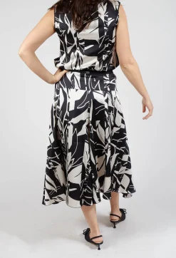 High Skirts^On Point Skirt in Navy Print