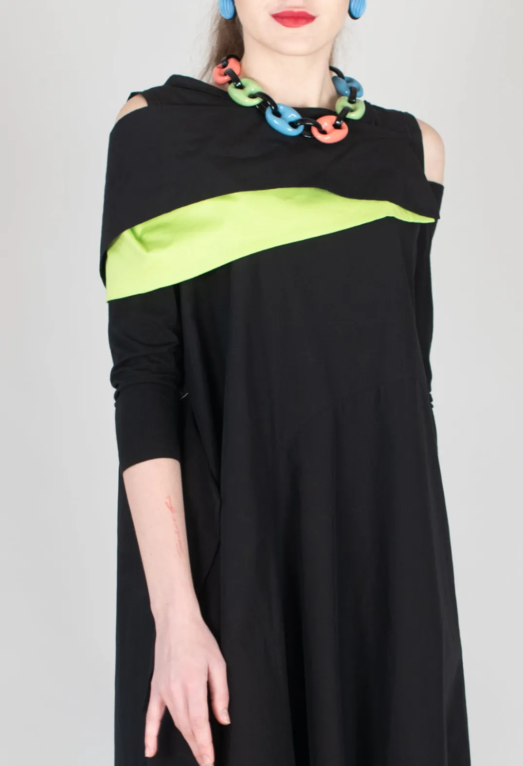Xenia Design Dresses^OPLI Dress in Black Light Green