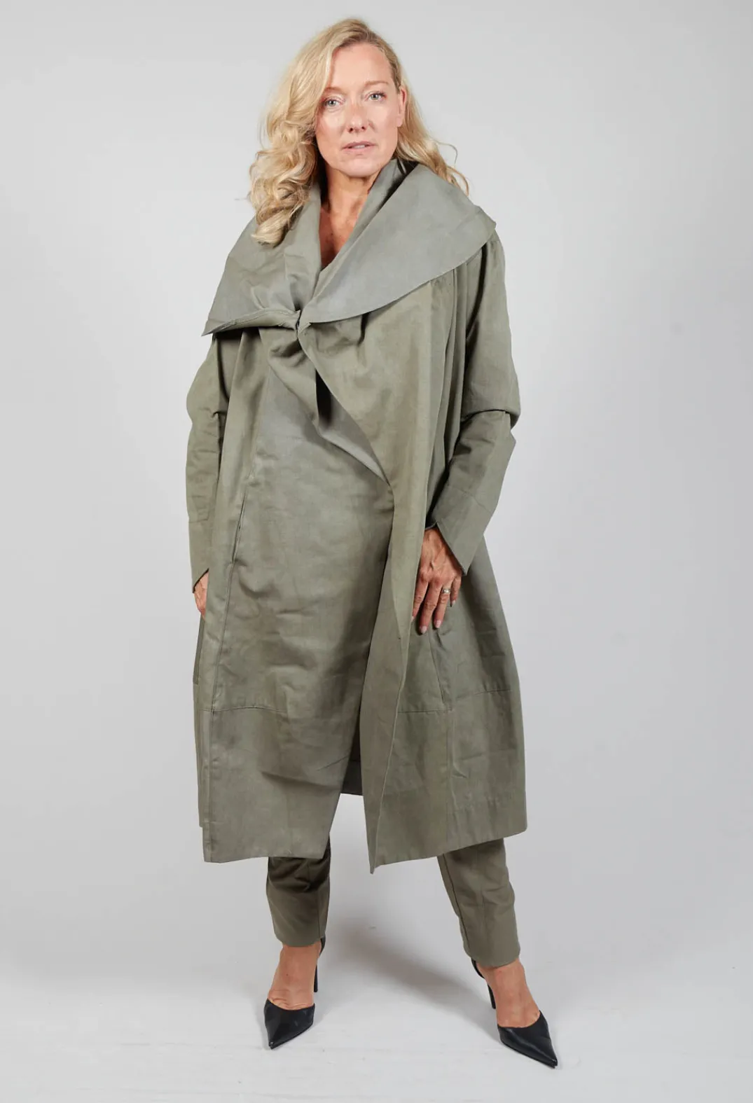 Jayko Coats^Oversized Draped Wapi Coat in Green