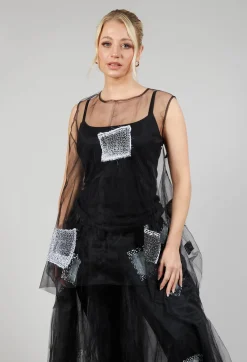 Bread and Butter Tops^Patch Print Mesh Vest in Black and White