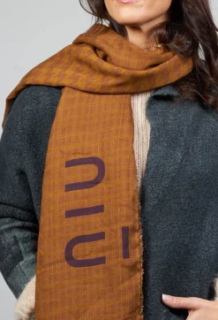Niù Scarves^Patterned Scarf in Bronzo