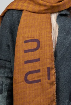 Niù Scarves^Patterned Scarf in Bronzo