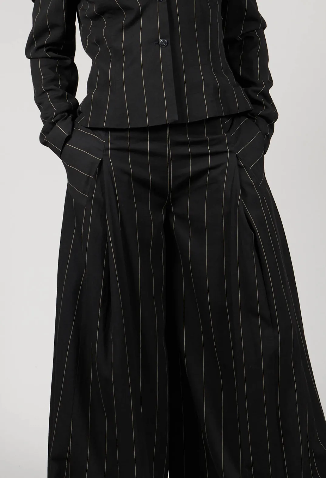 Malloni Co-ords & Suits^Pinstripe Trousers in Nero