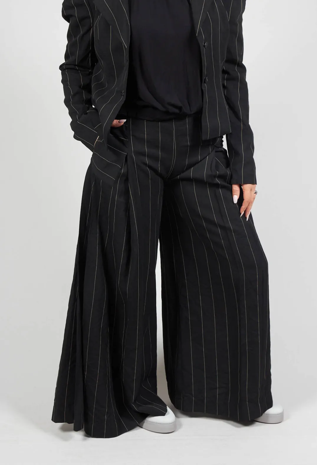 Malloni Co-ords & Suits^Pinstripe Trousers in Nero