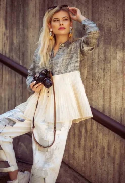 Traces of Me Shirts & Blouses^Pleated Hem Silk Shirt with Grey Marl Print