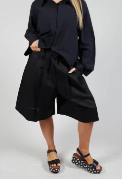 Les Filles d'Ailleurs Trousers^Pleated Shorts in Black