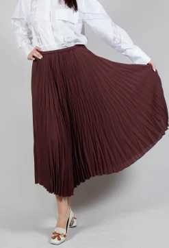 Beatrice B Skirts^Pleated Skirt in Cocoa