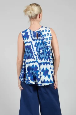 Sfizio Tops^Pleated Sleeveless Blouse in Maya Print