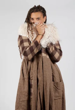 Les Ours Scarves^Poilu Scarf in Lama