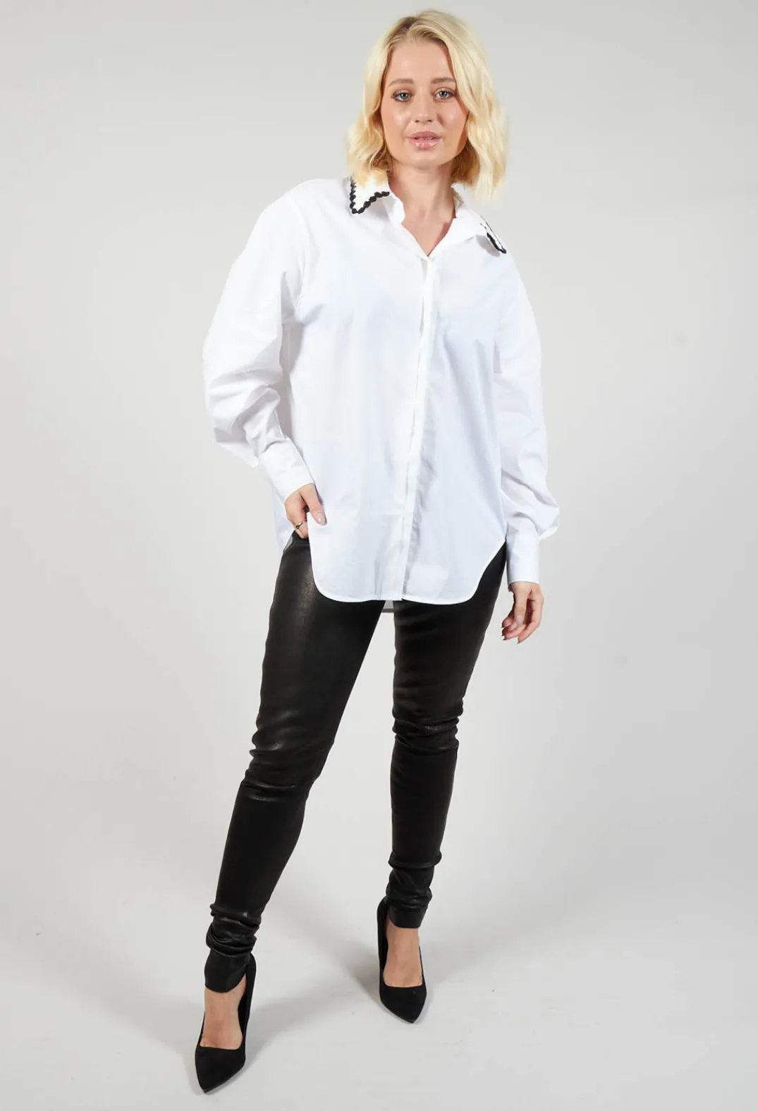 Beatrice B Shirts & Blouses^Poplin Cotton Shirt with Knitted Collar in White