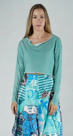 Rundholz Black Label Jumpers^PRE-ORDER - Cropped Pullover in Navy (Pictured in Aqua)