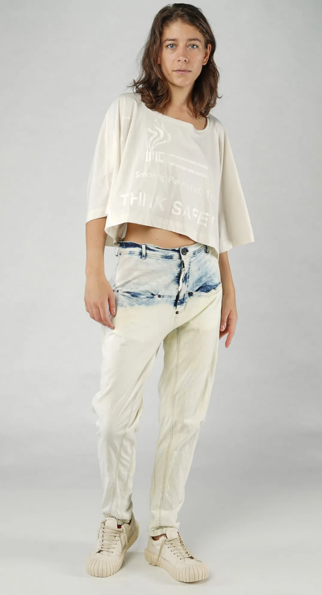 Rundholz Dip Trousers^PRE-ORDER - Slim Tapered Jeans in Bleachwash