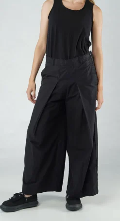 Rundholz Black Label Trousers^PRE-ORDER - Trousers with Oversized Pleats in Malibu (Pictured in Black)