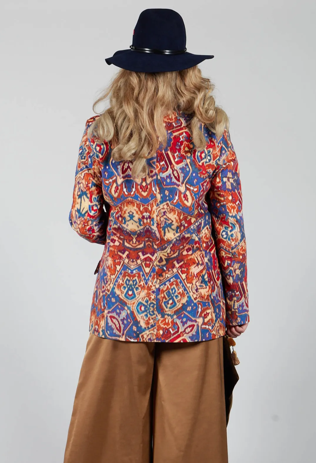 Sfizio Jackets^Printed Velvet Blazer in Carpet Print