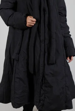 Rundholz Black Label Coats^Puffer Coat with Flared Hemline in Black