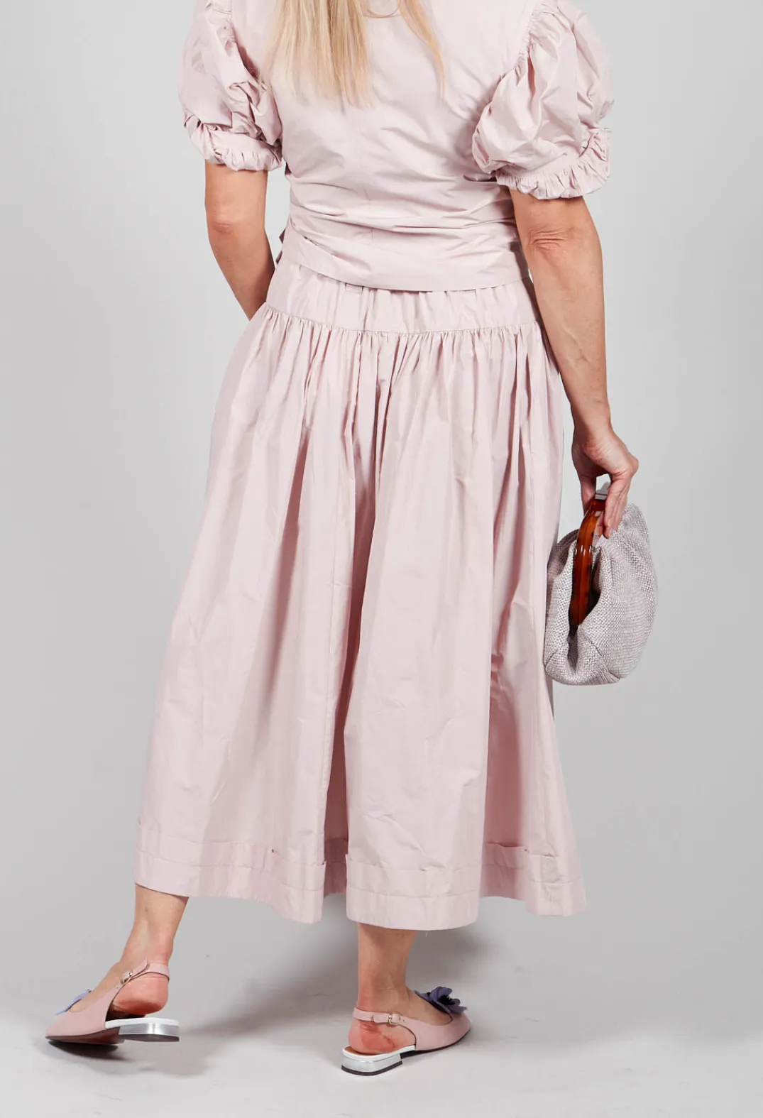 Les Filles d'Ailleurs Skirts^Pull on Pleated Skirt in Pink