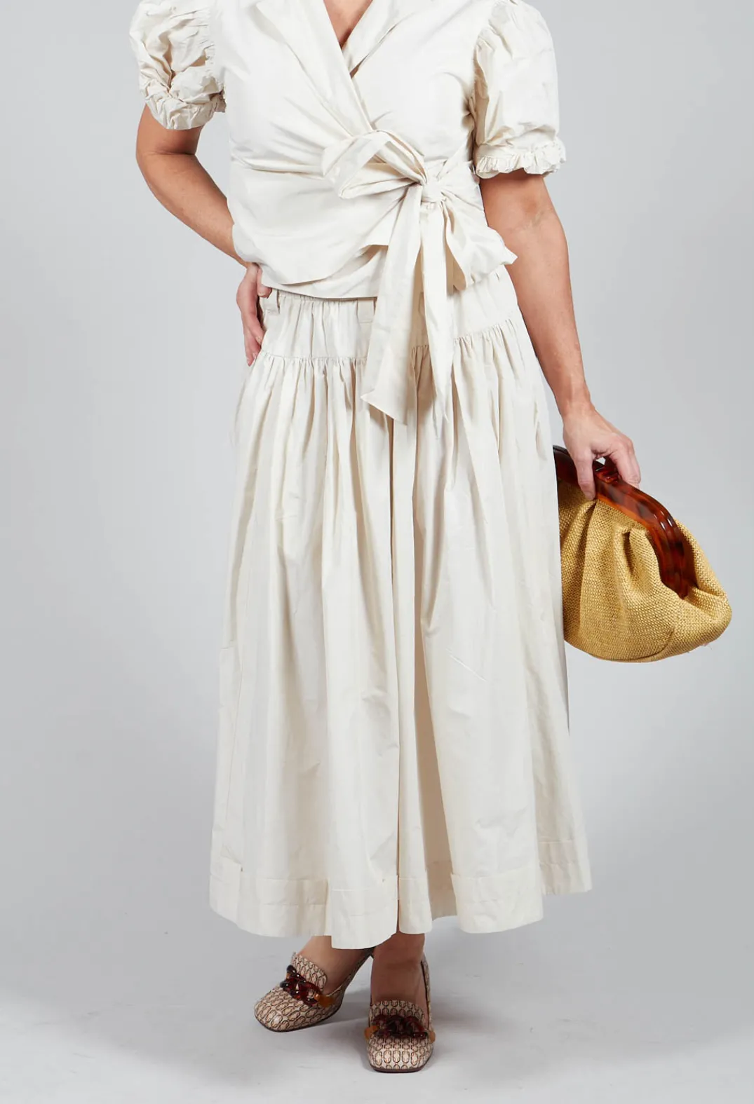 Les Filles d'Ailleurs Skirts^Pull on Pleated Skirt in Ecru