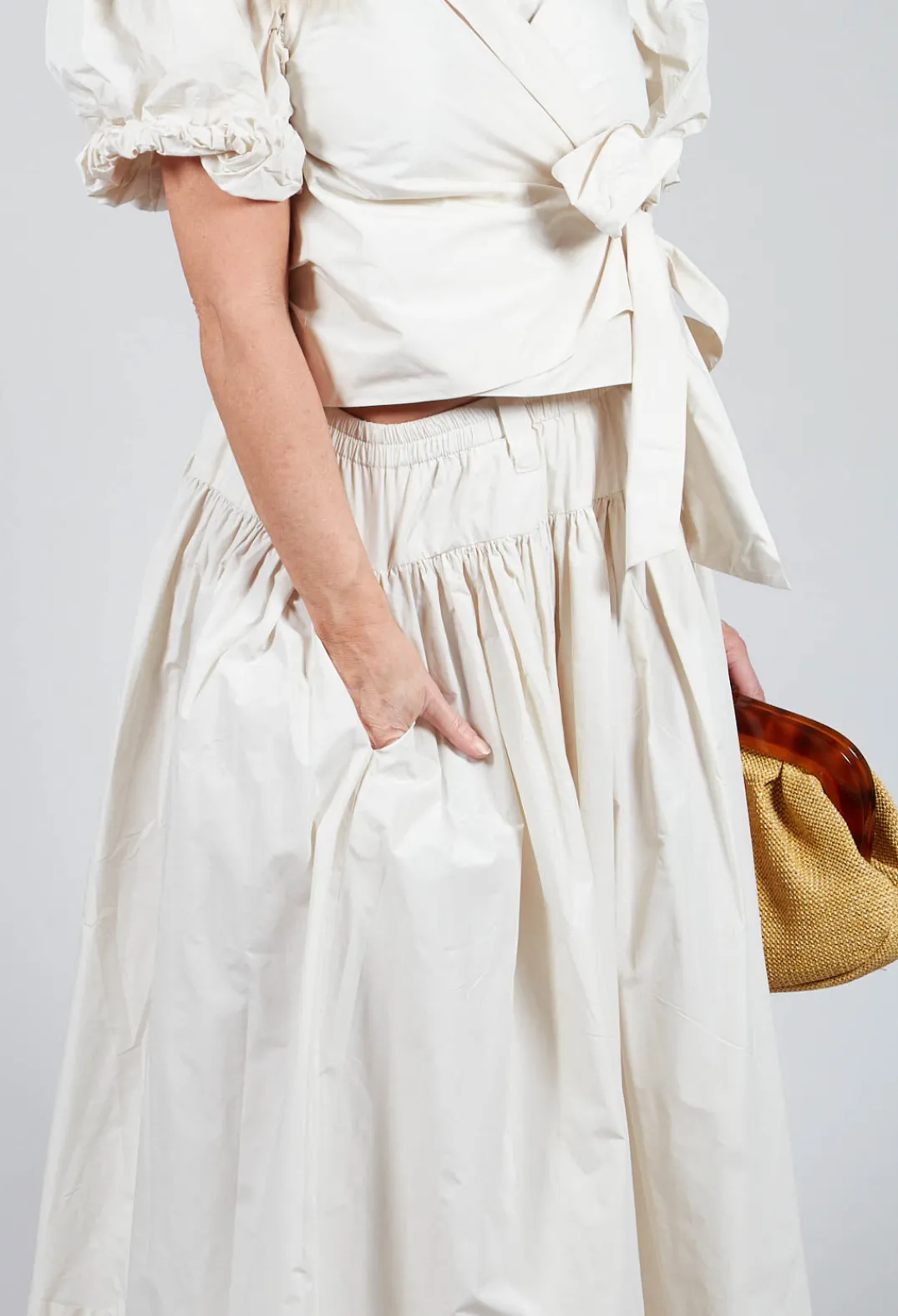 Les Filles d'Ailleurs Skirts^Pull on Pleated Skirt in Ecru