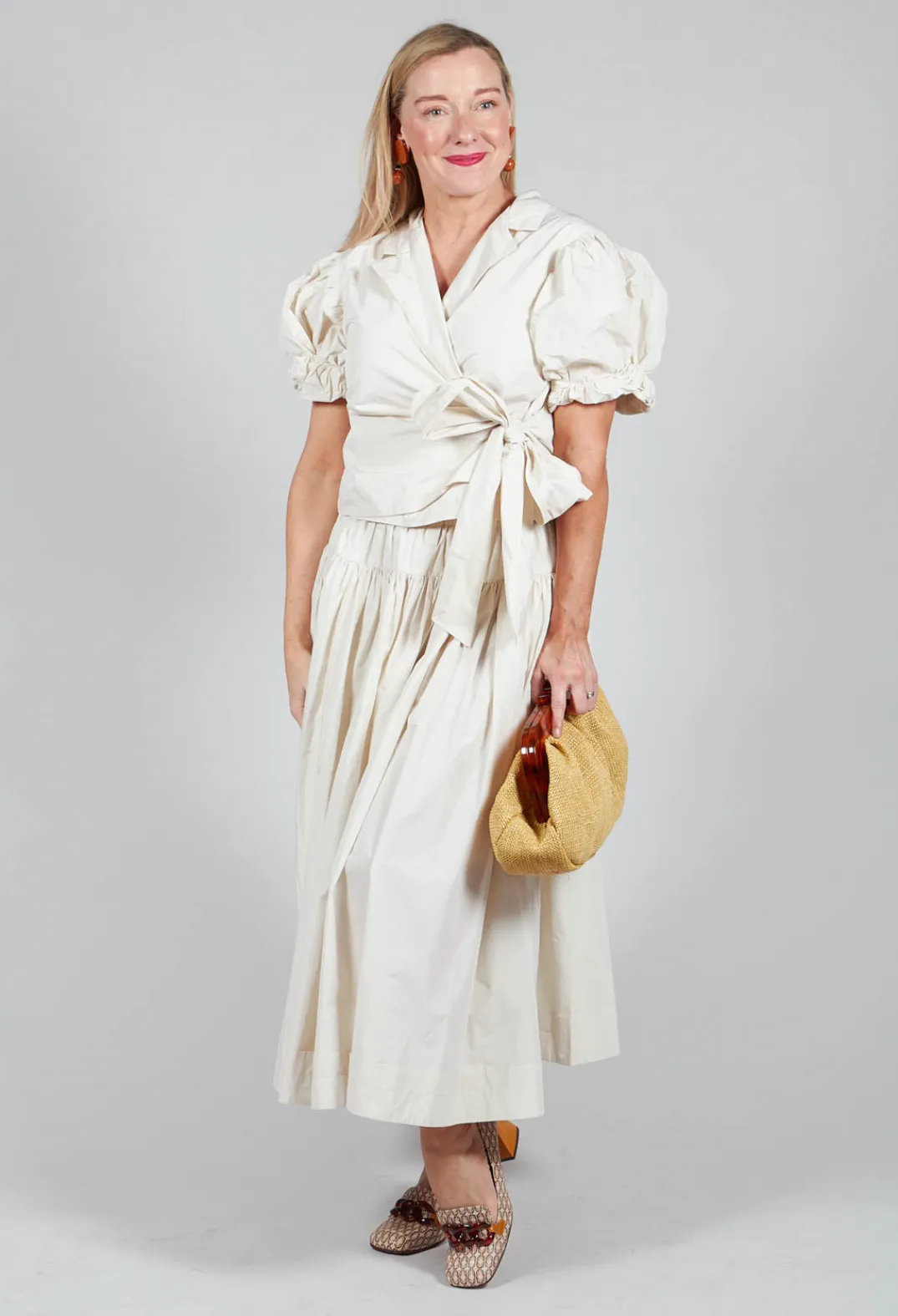 Les Filles d'Ailleurs Skirts^Pull on Pleated Skirt in Ecru