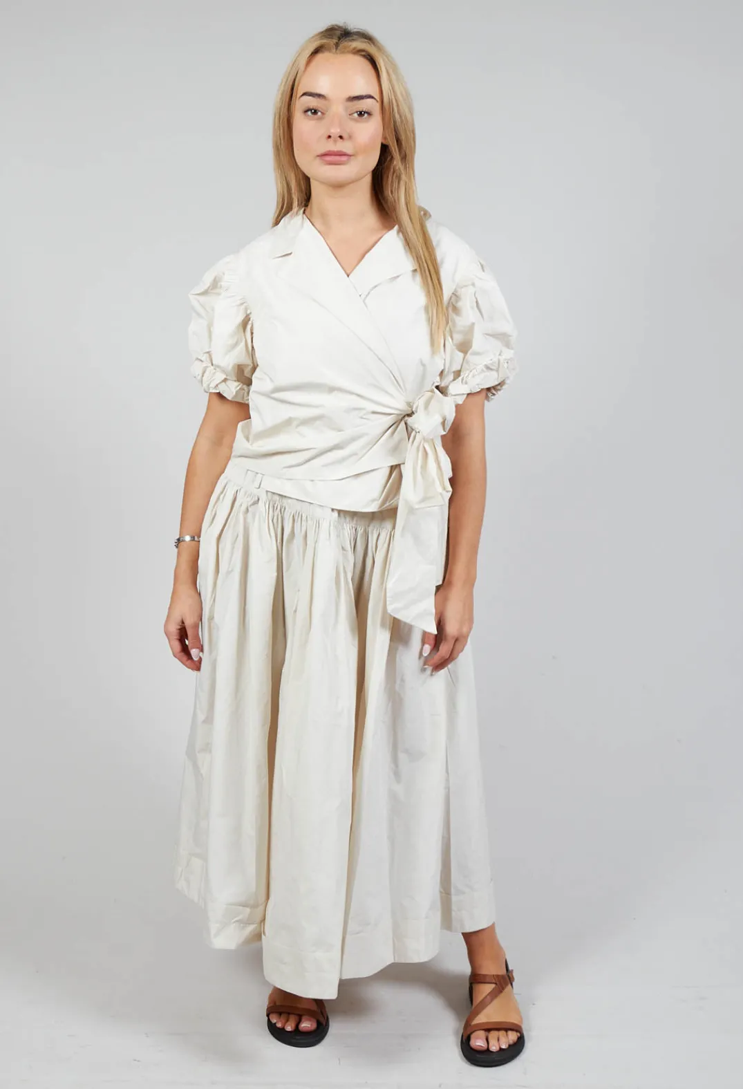 Les Filles d'Ailleurs Skirts^Pull on Pleated Skirt in Ecru
