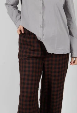 Aequamente Trousers^Pull On Trouser in Ebano Check