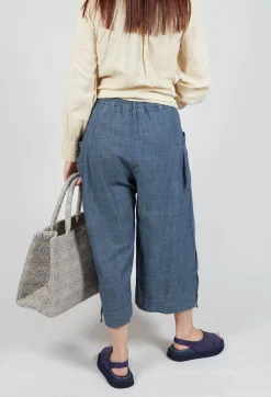 Amici Trousers^Pull String Capri Trousers in Oyster Grey